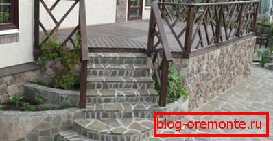 Portieră - beton armat, lemn