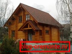 Casa de țară poate fi construită dintr-un bar subțire. Casa de țară poate fi construită dintr-un bar subțire.