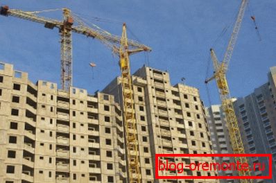 Case construite cu plăci de beton Case construite cu plăci de beton