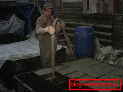 Изготовление блоков из spuma de beton заливкой в формы Изготовление блоков из spuma de beton заливкой в формы
