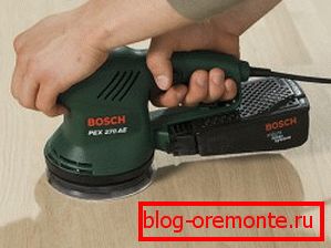 Efectuați șlefuirea utilizând o mașină de scris Efectuați șlefuirea utilizând o mașină de scris