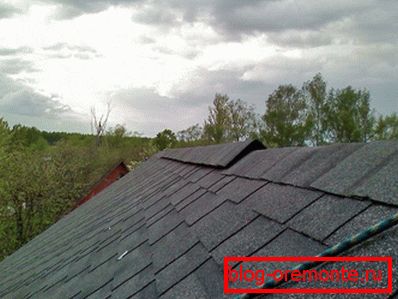 Lucrați cu un acoperiș acoperit cu un acoperiș moale