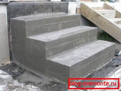 Scara de beton: fotografie Scara de beton: fotografie