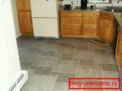Linoleum sub tigla