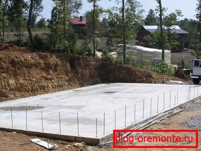Placă din beton armat monolitic Placă din beton armat monolitic