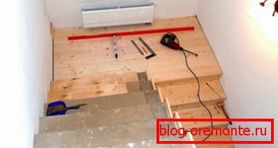 Instalarea panourilor din lemn Instalarea panourilor din lemn
