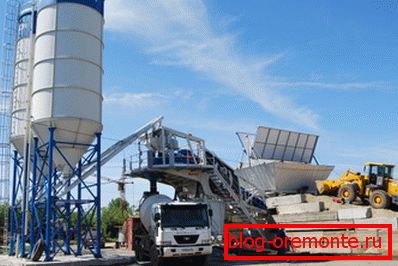 În foto-transportul de beton turnat. În foto-transportul de beton turnat.