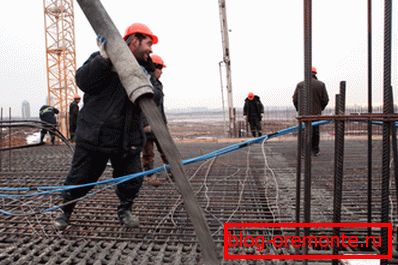 În fotografia cu beton în sezonul rece În fotografia cu beton în sezonul rece