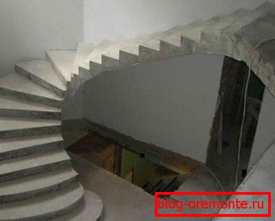 Cu privire la designul cu șuruburi foto Cu privire la designul cu șuruburi foto