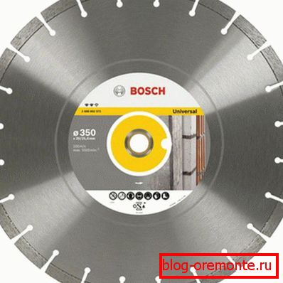 Pe o fotografie - discul diamant detașabil segmentat Pe o fotografie - discul diamant detașabil segmentat