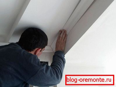 Baghetă autocolantă în colț Baghetă autocolantă în colț
