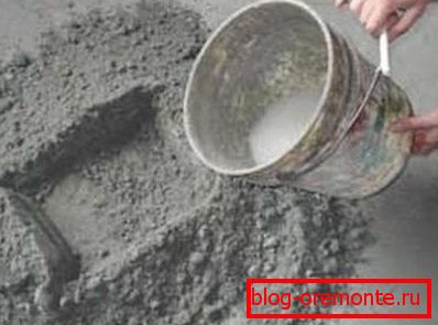 Principala componentă a soluției de beton. Principala componentă a soluției de beton.