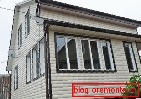 Vinyl siding trim
