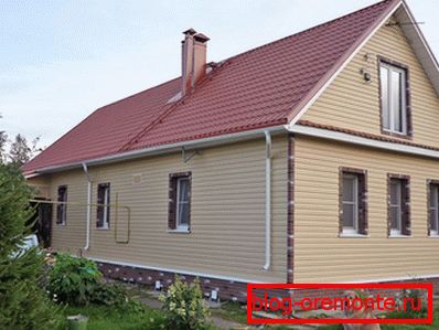 Vinyl siding finisaj gable