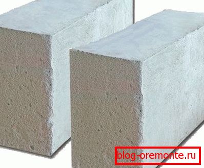 Blocuri de spumă de diferite dimensiuni (în special lumină) Blocuri de spumă de diferite dimensiuni (în special lumină)