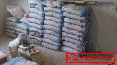 Atunci când utilizați un astfel de material nu trebuie să vă faceți griji cu privire la nisipul, care este de obicei stocat pe stradă, deoarece este foarte convenabil pentru a stoca Atunci când utilizați un astfel de material nu trebuie să vă faceți griji cu privire la nisipul, care este de obicei stocat pe stradă, deoarece este foarte convenabil pentru a stoca