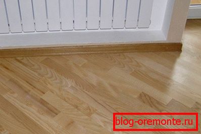 Exemplu de styling diagonal