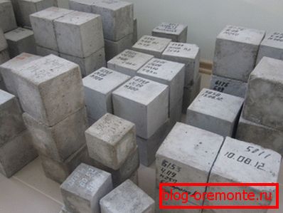 Pare a fi pentru cuburi de analiză de laborator. Pare a fi pentru cuburi de analiză de laborator.