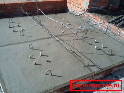 Încălzirea amestecului cu electrozi Încălzirea amestecului cu electrozi
