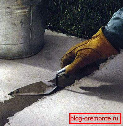 Repararea podelei din beton Repararea podelei din beton
