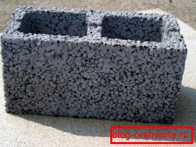 Piatra de zgură aparține, de asemenea, categoriei de beton ușor Piatra de zgură aparține, de asemenea, categoriei de beton ușor