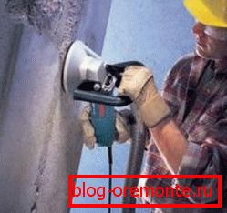 Șlefuirea betonului cu mașina manuală Șlefuirea betonului cu mașina manuală