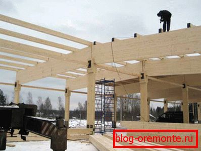 Construirea unui obiect mare de lemn Construirea unui obiect mare de lemn
