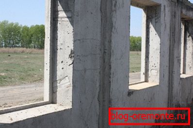 Panouri solide cu trei straturi pentru podele deasupra solului. Panouri solide cu trei straturi pentru podele deasupra solului.