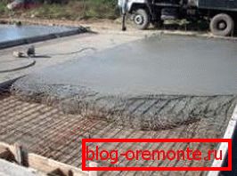 În clădirile mari, fără aditivi de armare, pur și simplu nu se poate face. În clădirile mari, fără aditivi de armare, pur și simplu nu se poate face.