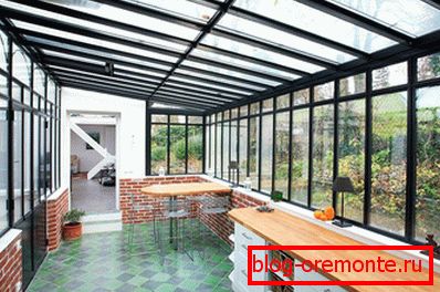 Veranda structurilor translucide